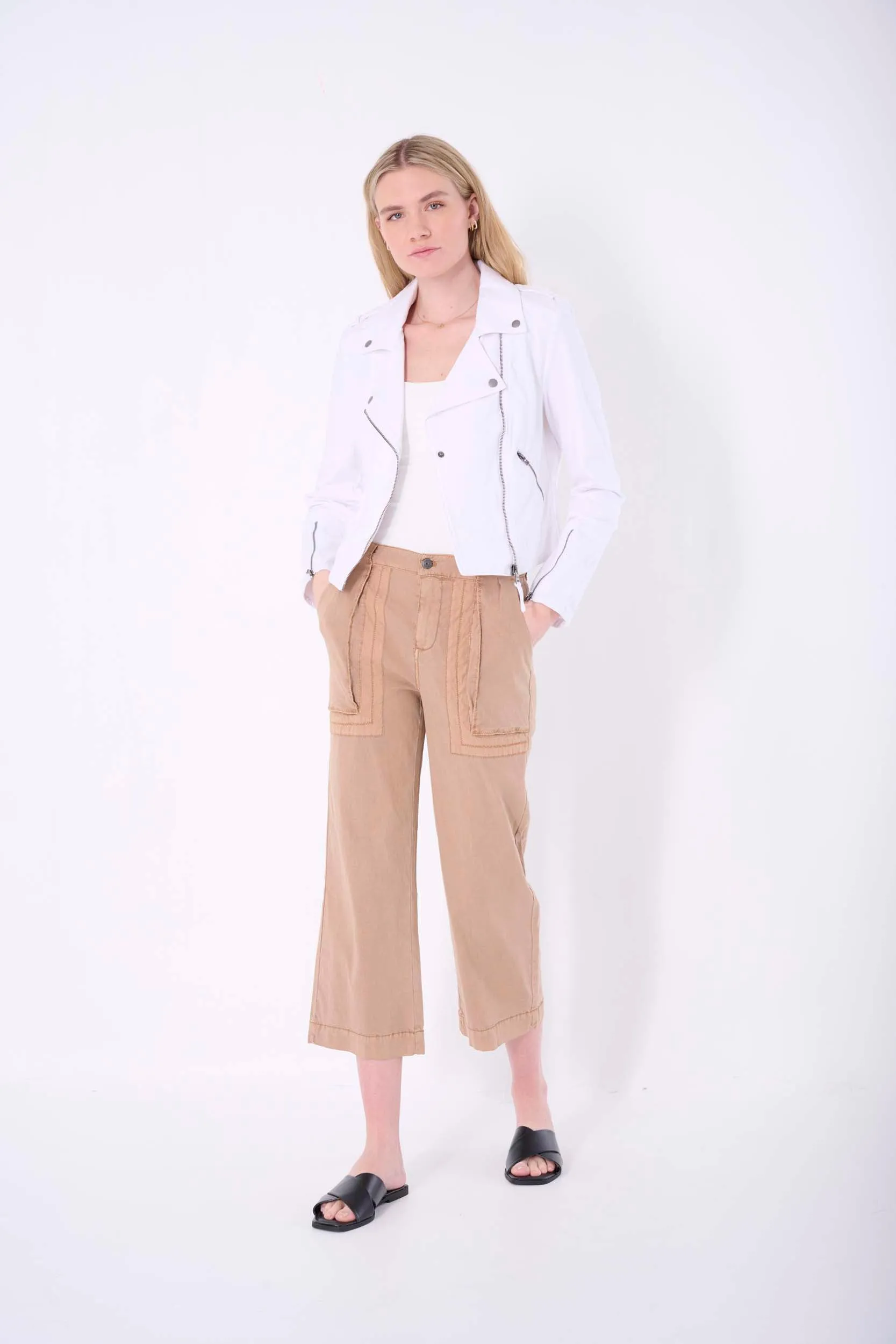 Tori Solid Crop Wide Pant