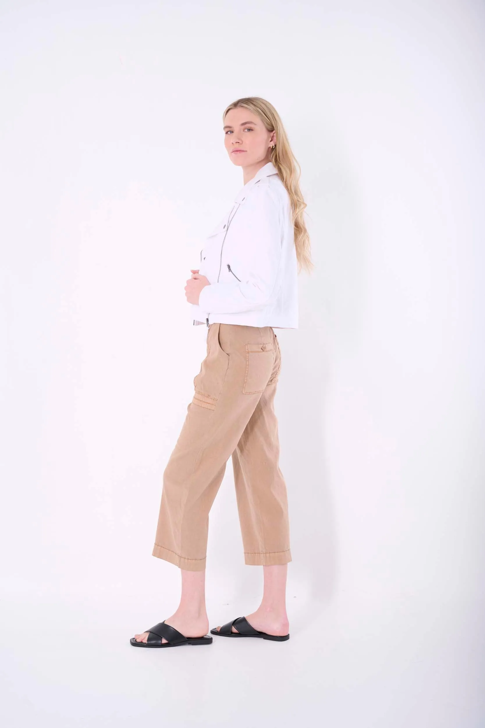 Tori Solid Crop Wide Pant
