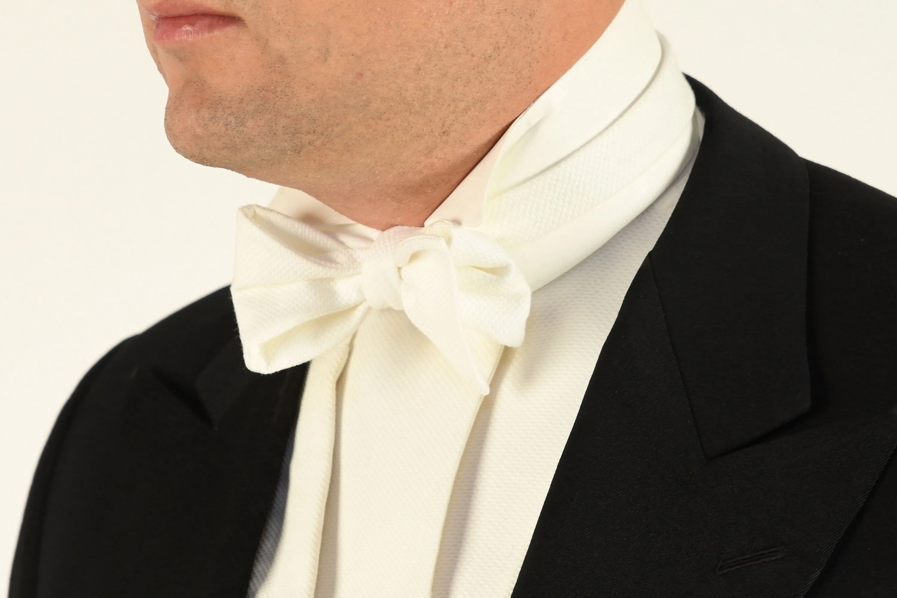 White Single End Marcella Pique Bow Tie