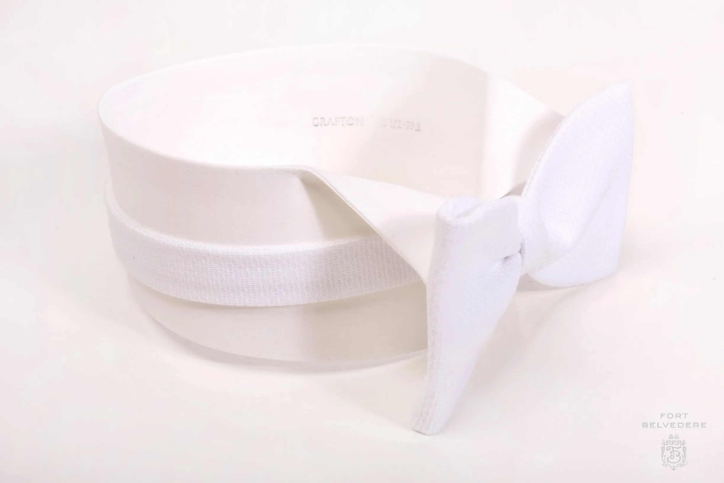 White Single End Marcella Pique Bow Tie