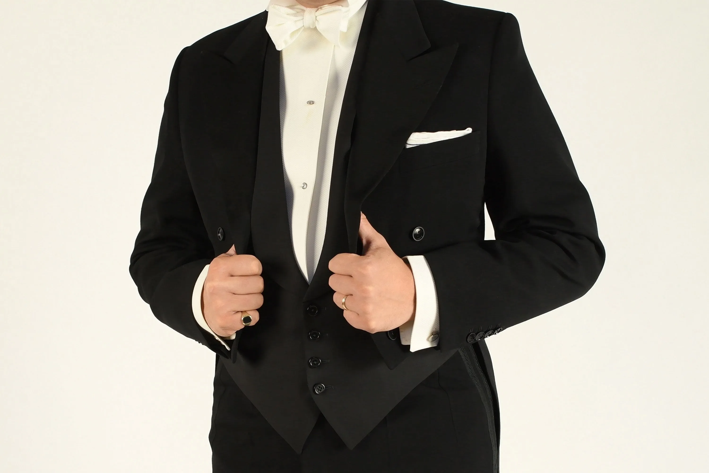 White Single End Marcella Pique Bow Tie